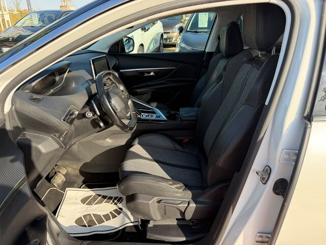 PEUGEOT 3008 ALLURE 1.2 E-THP AUTO SPANISH LHD IN SPAIN 91000 MILES SUPERB 2018